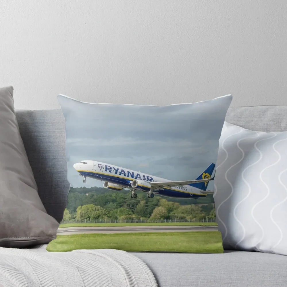 

Ryanair Boeing 737-8AS Throw Pillow Anime Luxury Sofa Cushions pillow