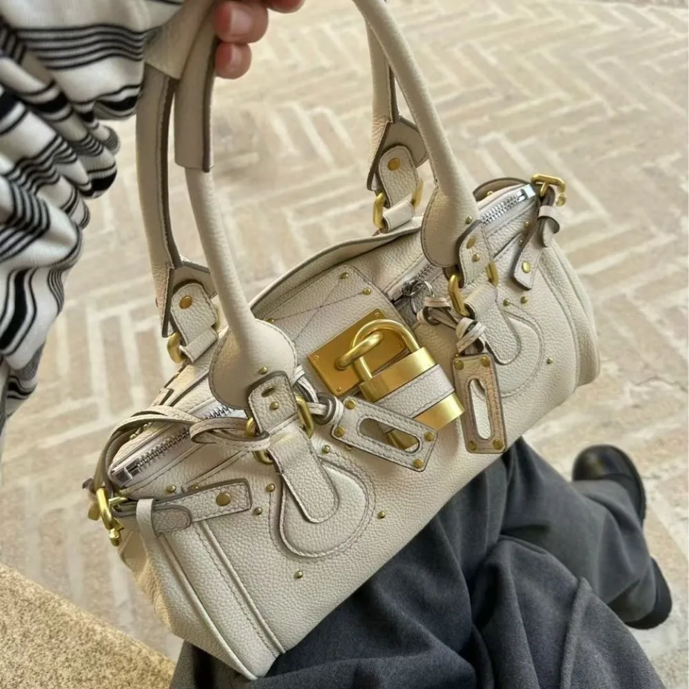 Nicho de cuero de primera calidad, estilo Medieval clásico, nicho Retro, moda versátil, bolso con cerradura antigua, bolso de hombro portátil para axila, tendencia genial