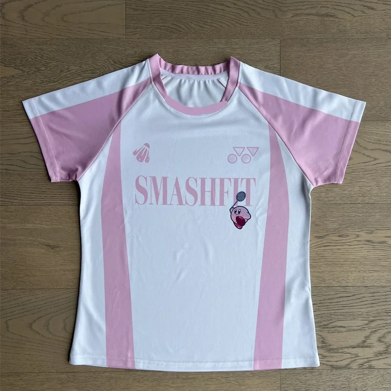 

Красный костюм для бадминтона Kirby с цветными блоками в стиле пэчворк, женский спортивный сетчатый дышащий быстросохнущий костюм с короткими рукавами