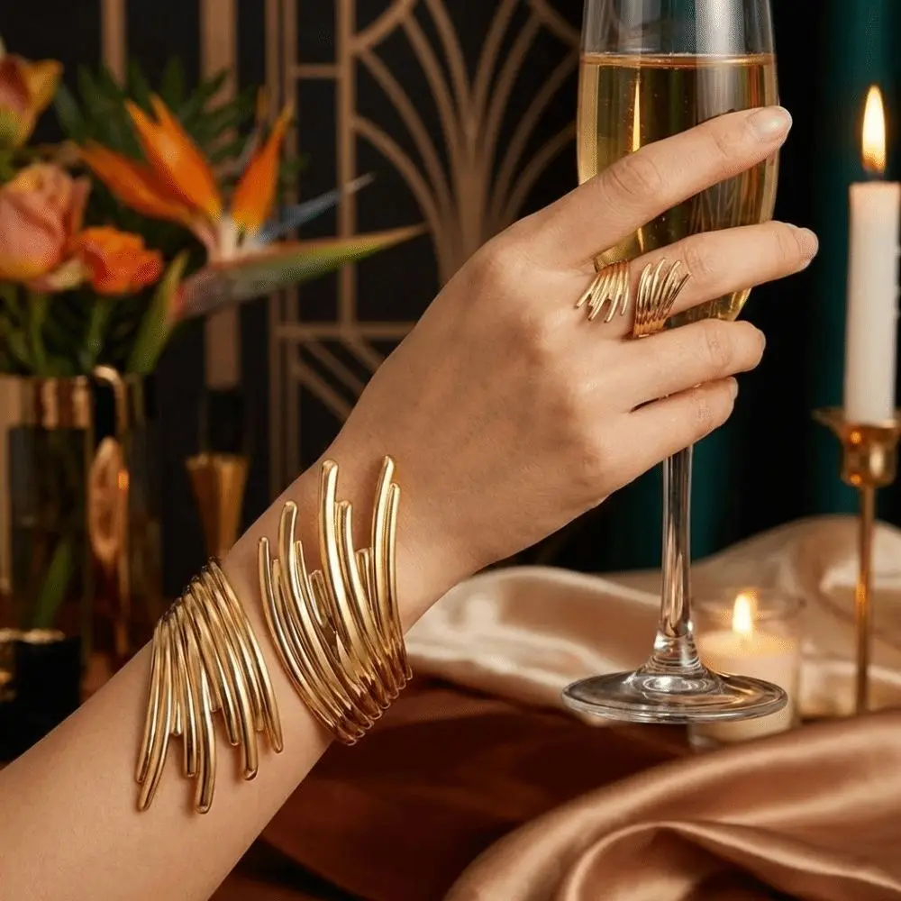

Fashionable Geometric Metal Open Bangles Artistic Personality Upper Arm Cuff Adjustable Armlet Armband Ring Wedding Accessories