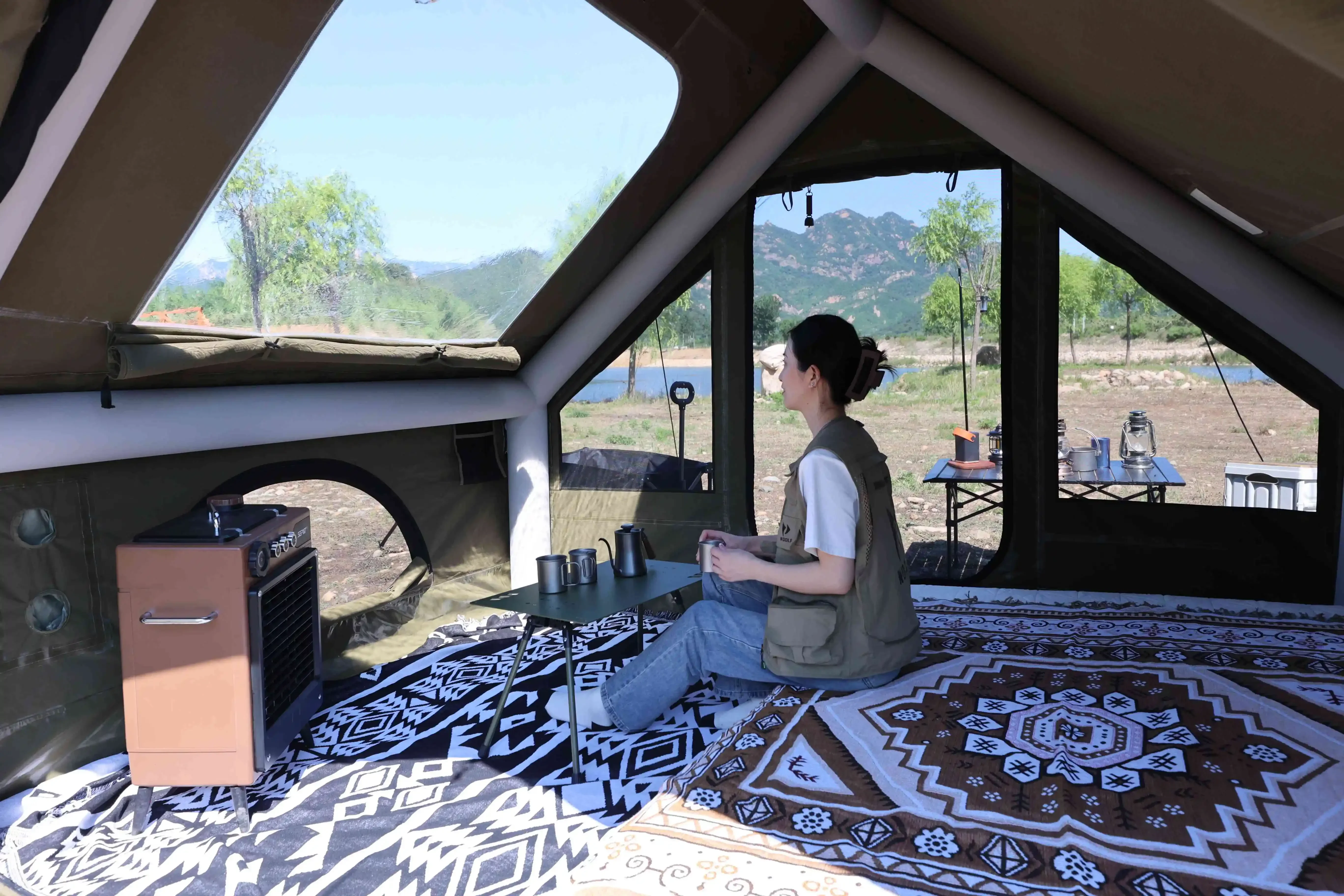 Tienda de campaña impermeable ignífuga inflable para la playa y la conducción