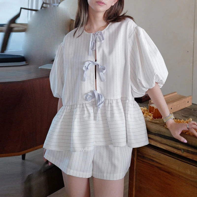 Casual Outfits Vintage Lounge Set Women 2 Piece Set Striped Print Front Tie-Up Puff Sleeve Babydoll Tops + Elastic Waist Shorts