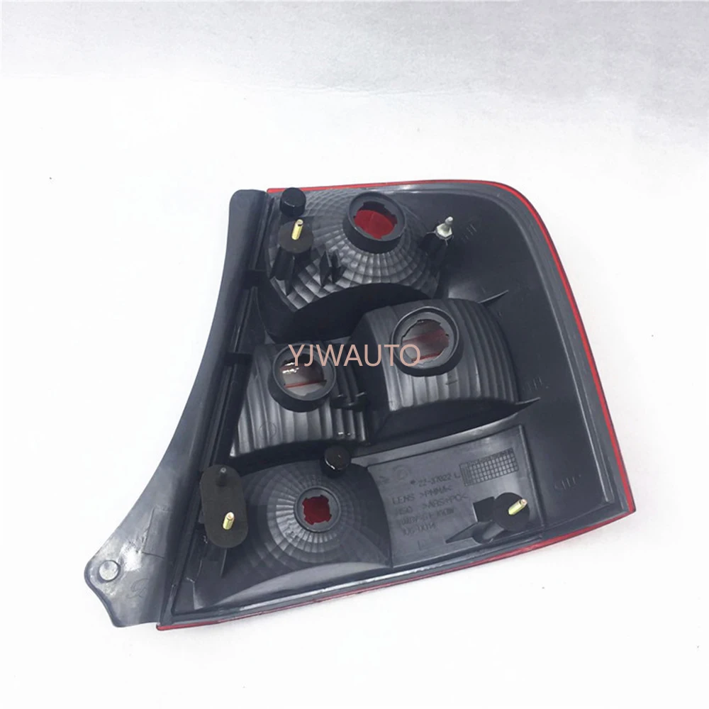 Tail Light for Mazda 323 Familia 2005 Car Rear Tail Lamp Turning Signal Brake Lamp Warning Bumper Light