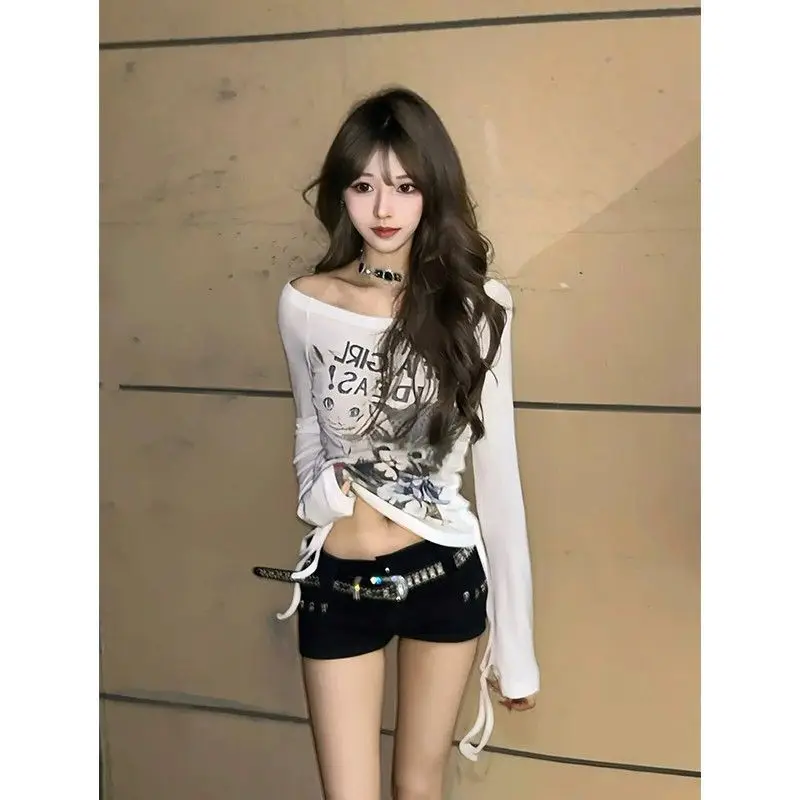 Kawaii Cute Cat T shirts Women Clothes Winter Long Sleeves Slim Bottom One shoulder Harajuku Korea Sweet Girl Tees Y2k Top Camis