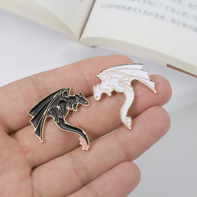 2pcs/set Anime Dragon Enamel Pins Toothless Black White Dragon Brooches Backpack Lapel Badge Funny Jewelry Gift for Kids Friends