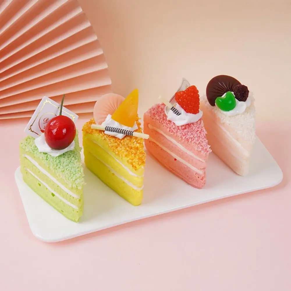PU Artificial Cake Squeeze Keychain Slow Rebound Soft Triangle Cake Squeeze Toys Realistic Appearance Decompression Toys