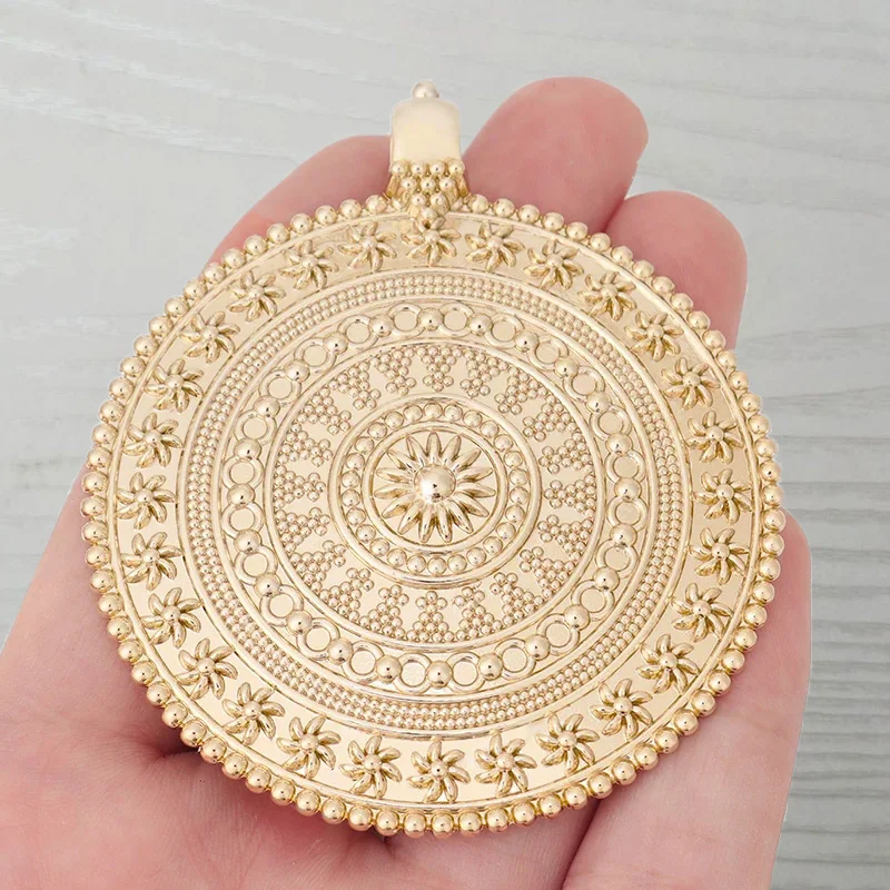 1 x Gold Color Bohemia Large Flower Medallion Round Charms Pendants for DIY Necklace Jewelry Making Finding Accessories 76x65mm