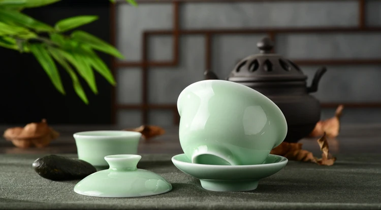 Chinese Celadon gai wan tea set Bone China Tea cup Dehua gaiwan tea porcelain teacup tea set for High-quality creative kettle