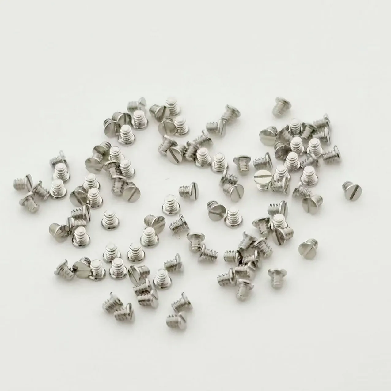20/40/60/80pcs Watch movement accessories 2824 2836 2834 2846 movement clamp screws 2892 universal  Splint board screw