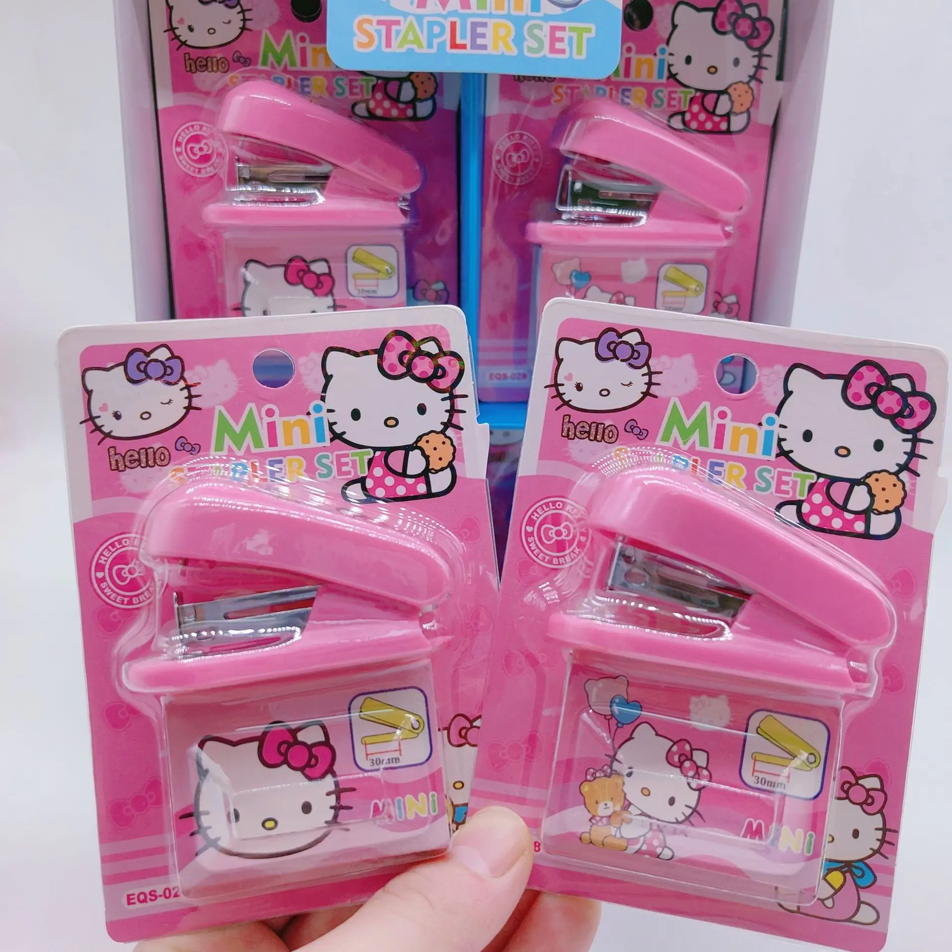 

New Anime Figure HelloKittys Creative Cute Kawaii Cartoon Student Mini Small Office Stapler Cute Anime Peripherals Holiday Gift