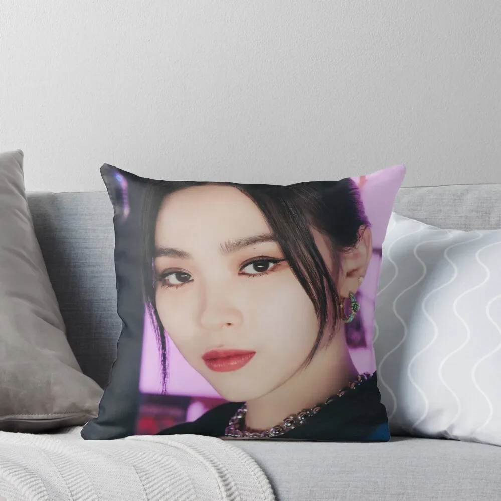 Ryujin Kpop Throw Pillow Decorative Cushion Cover Christmas Covers Cushion Cover Set pillow