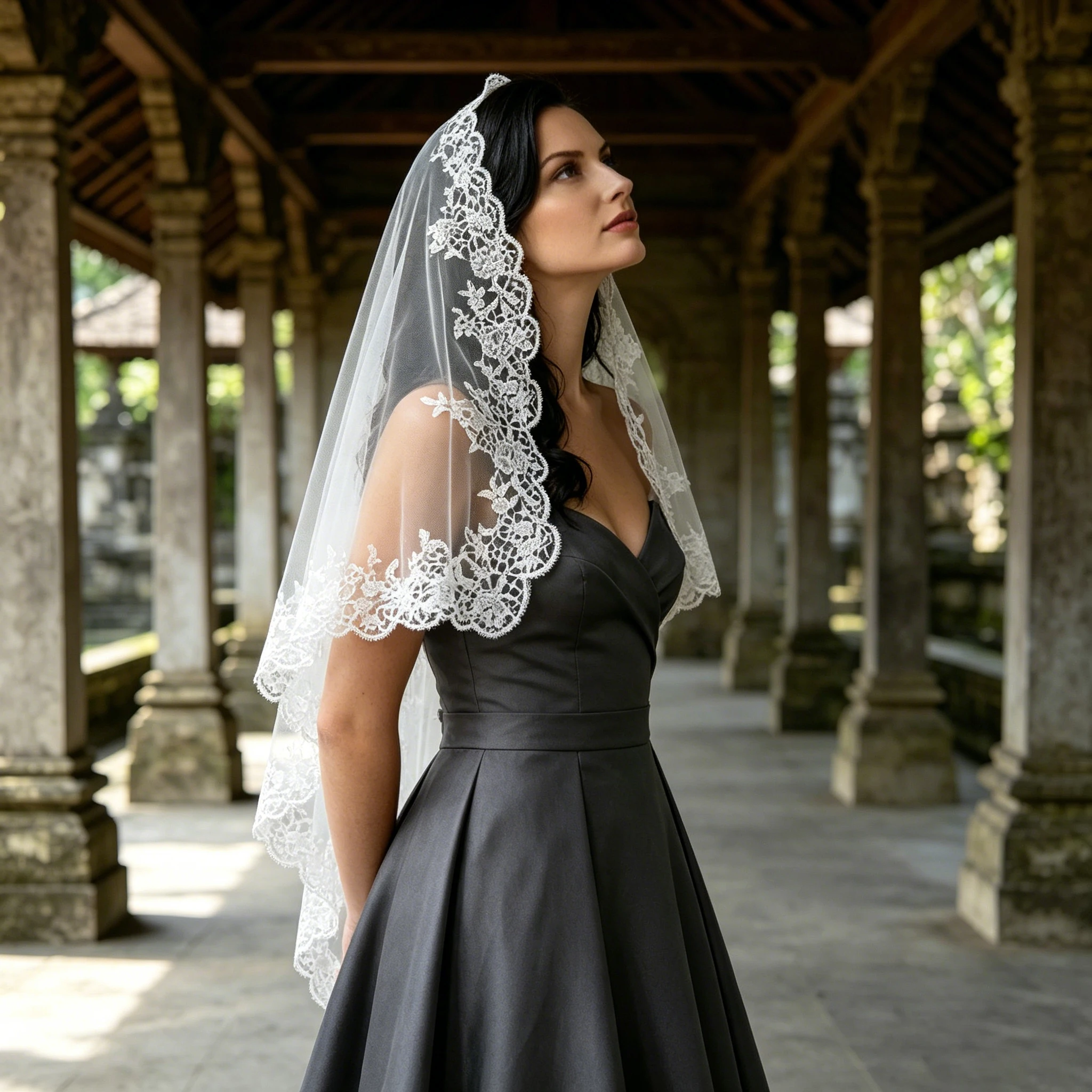 

Short Bridal Veil for Church Intricate Floral Lace Elegant Mantilla Dress Accessory/Wedding Head Covering/Party Headpiece G146