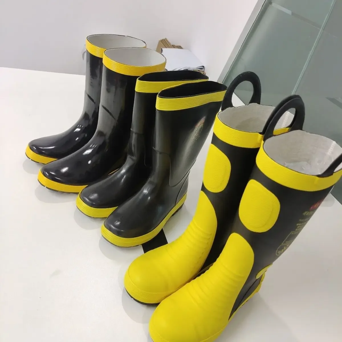 Man Shoes Non-slip Rain Boots for Men Pvc Waterproof Gumboots Teenagers Wear-resistant Galoshes City Wide Toes Plastic Wellies