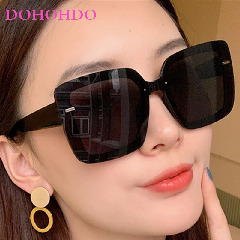 

Fashion Square Rivets Women's Sunglasses Luxury Brand Designer Men Sunglass Outdoor Driving Travel Eyewear Ladies Lentes UV400