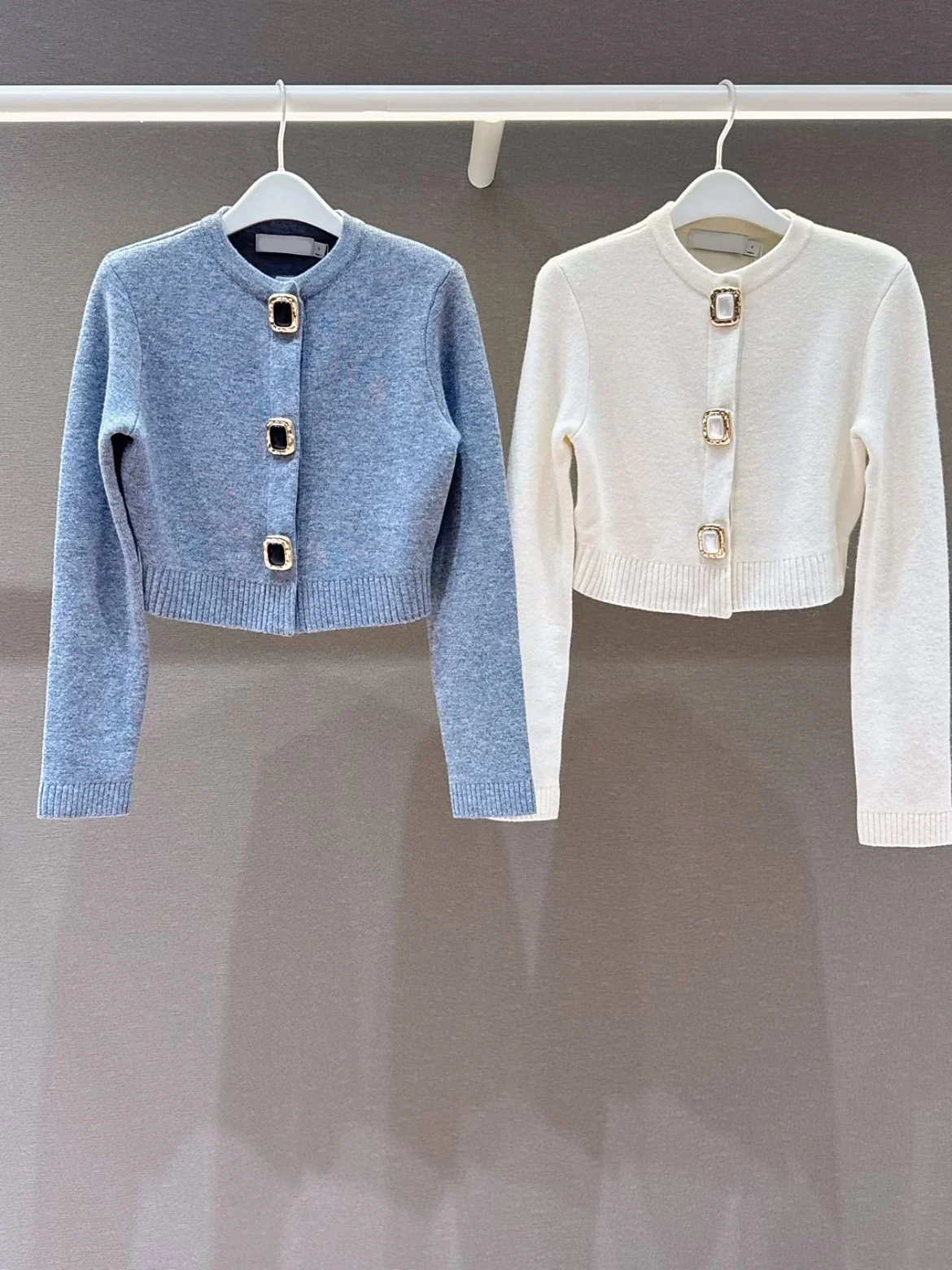 

Heidd SP2025 Осенне-зимний вязаный свитер для женщин, большой размер, синий, из полиэфирного волокна, с длинными рукавами, круглый вырез