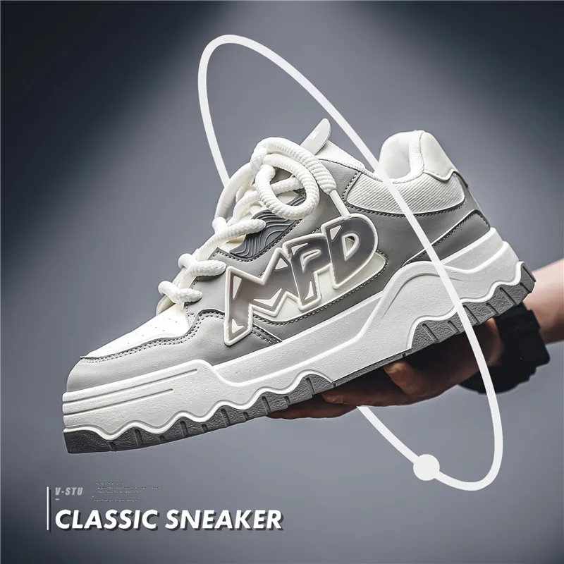 

Новое поступление 2025, мужские осенние массивные кроссовки в корейском стиле | Ретро-хлебная обувь | Мужская повседневная спортивная обувь