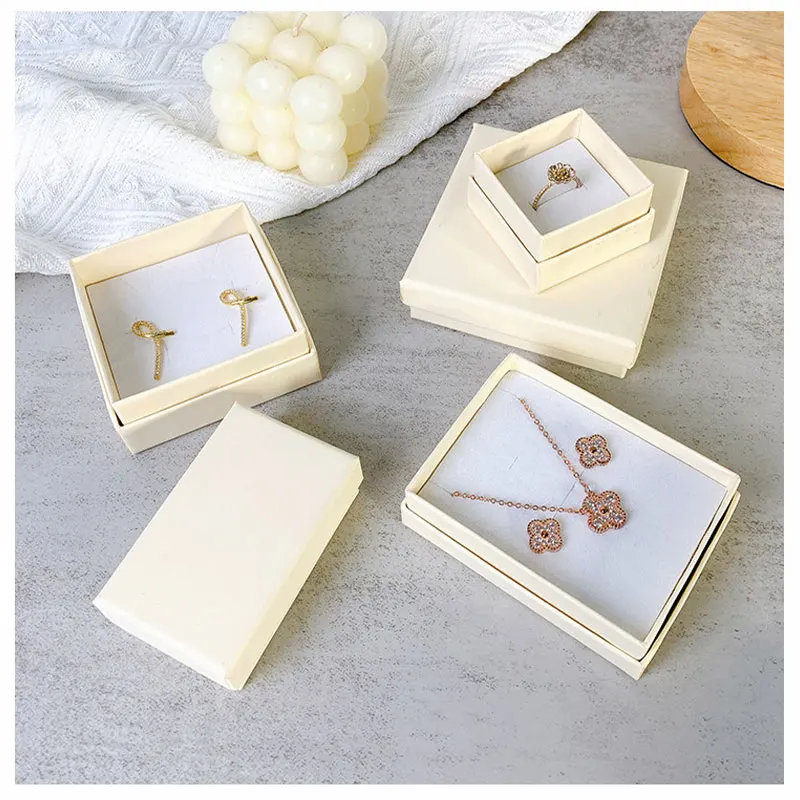 10Pcs Beige Jewelry Cardboard Box for Bracelet Necklace Ring Earring Pendant Packaging Cases Chic Wedding Anniversary Gift