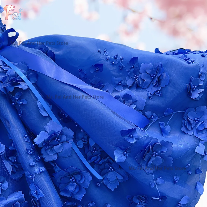ملابس رائعة للكلاب الأليفة مطرزة فستان زفاف للكلاب مصنوع يدويًا بفيونكة من التول تنورة ملابس للكلاب الصغيرة مناسبة خاصة معطف