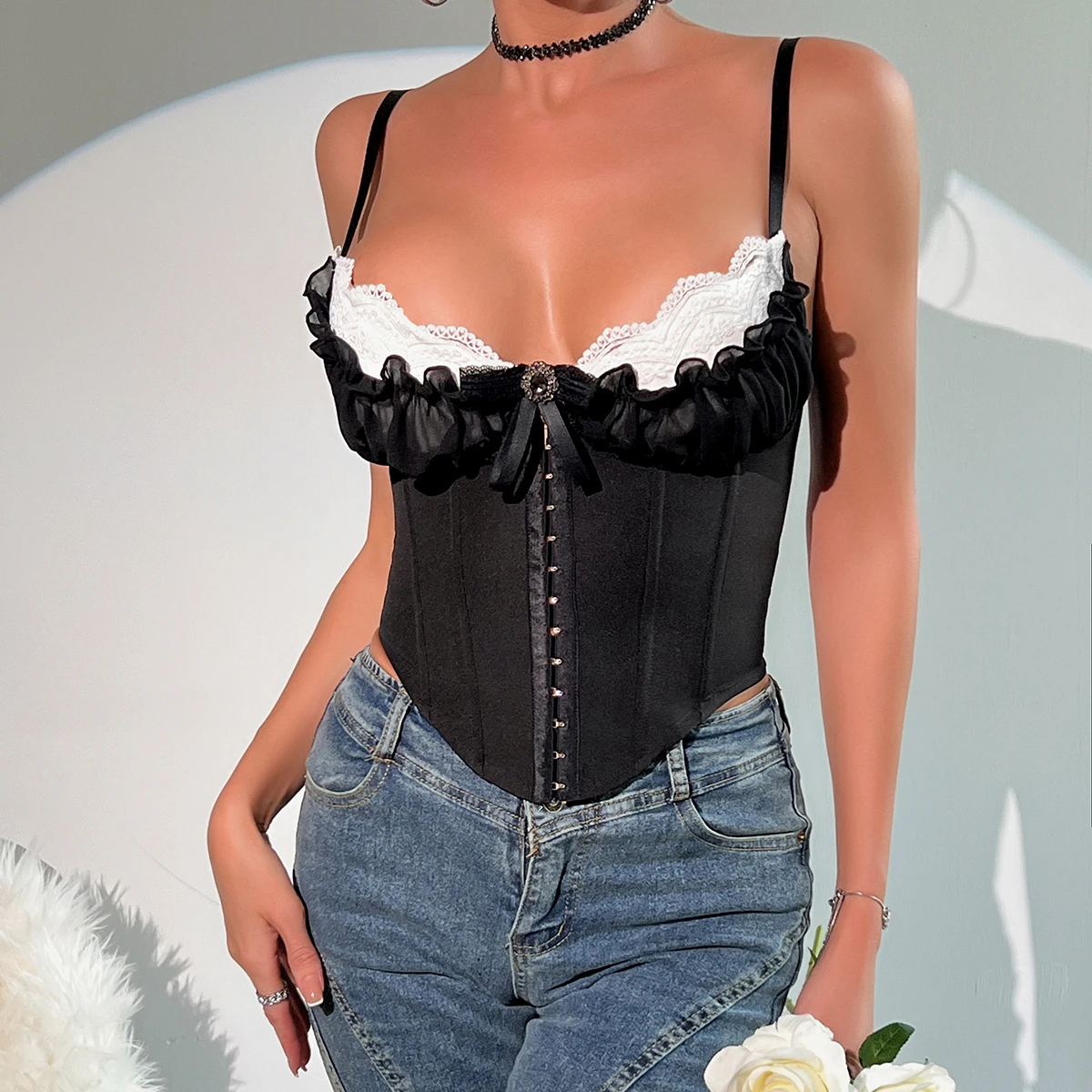 Vemina Y2K Halter Crop Tops, Lace Pleated Bare Shoulder Vest Woman,Sexy Backless Slim Lnner Camisole, Fishbone Black Bodysuit