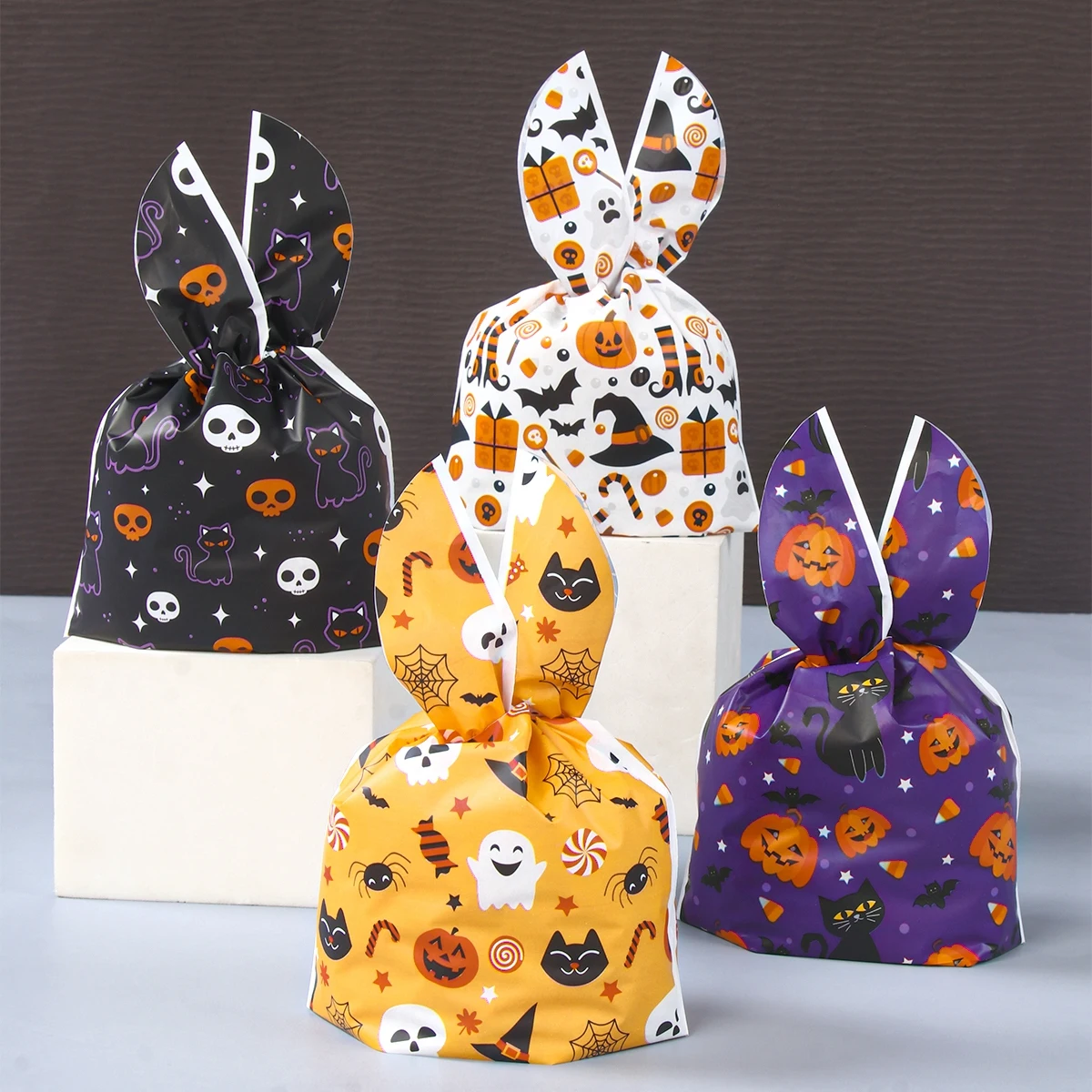 

50Pcs Halloween Rabbit Plastic Bags Ghost Castle Pumpkin Biscuit Candy Bags For Kids Halloween Party Decor Supplies Gift Bag