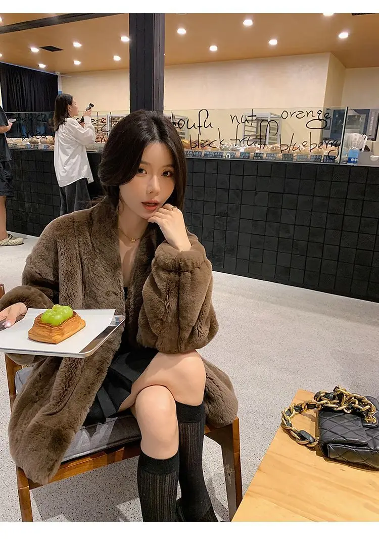 Casacos multicoloridos de pele sintética, casacos femininos de natal, festa formal, moda chique, elegante, alta qualidade, socialite, tendência justa