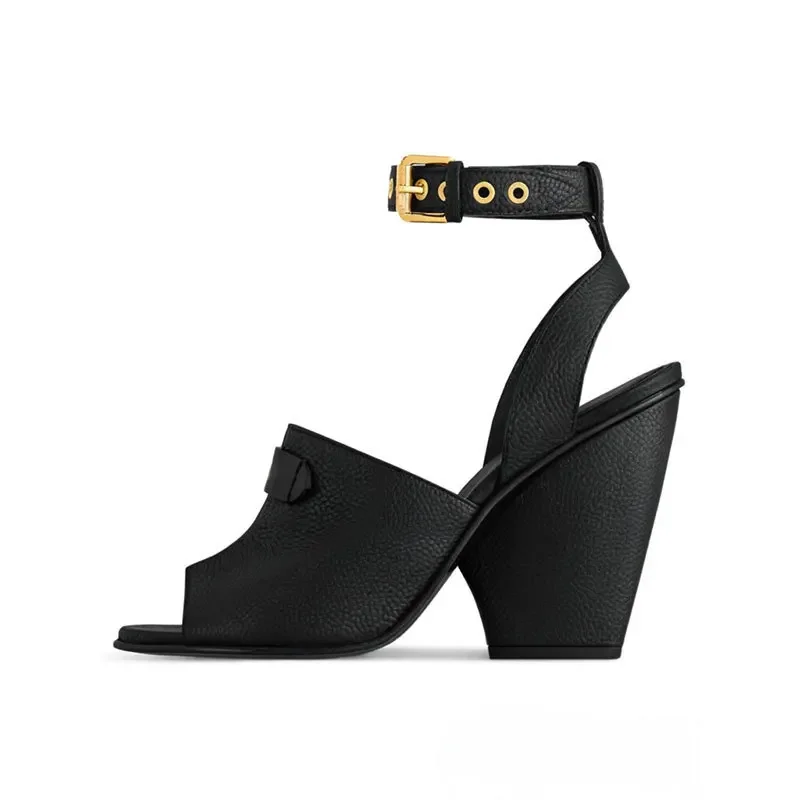 

Новые черно-коричневые сандалии на танкетке с пряжкой на ремне, европейско-американская модная удобная летняя женская обувь для банкетов и поездок на работу 43