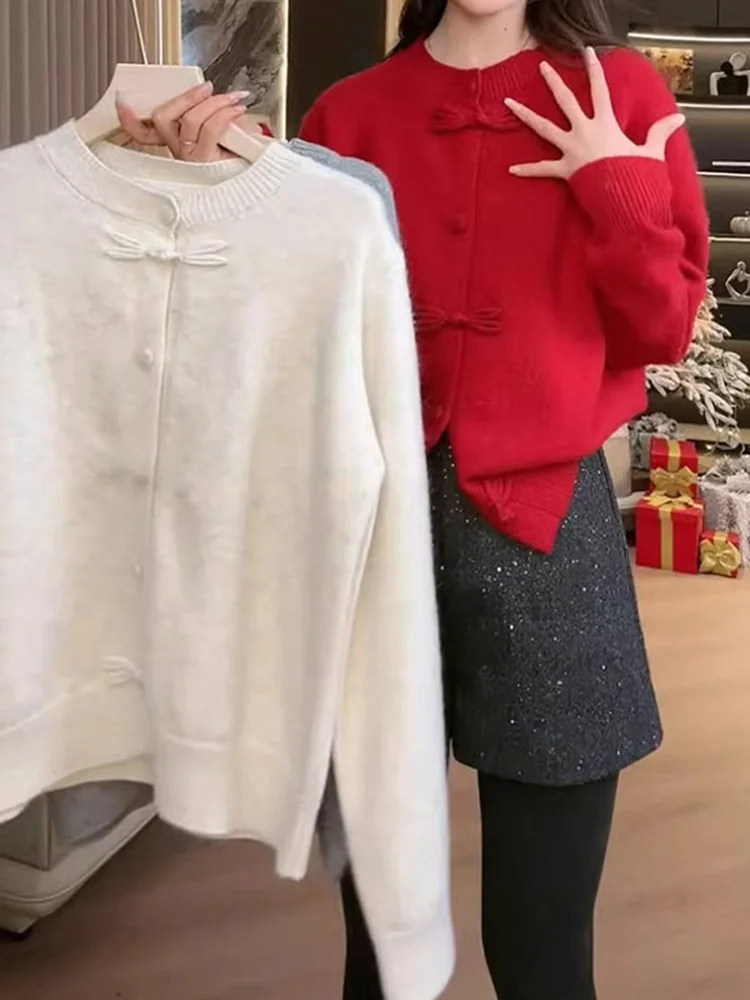 

Модный вязаный свитер Long Sve round Ne с дизайном пуговиц красного цвета Ele Lazy Sle Женский Jaet