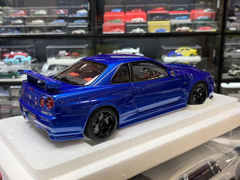 AUTOart 1:18 Scale Diecast Alloy R34 GT-R Z-TUNE Toys Cars Model Classics Adult Collection Souvenir Gifts Static Display