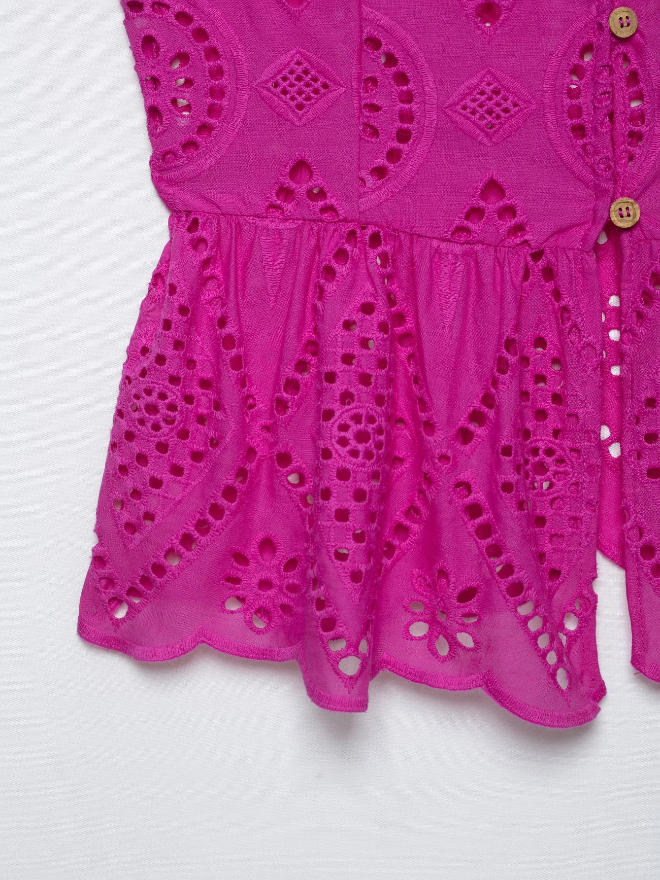 Women Chic Purple Shirts Summer Female Lace Hollow Embroidery Sleeveless Vest T-Shirt Lady Fashion High Street Lace Blouse Tops view 6
