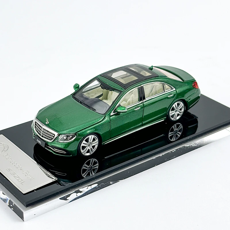 Diecast 1/64 Scale Mercedes Benz S320L W222 Supercar Model Alloy Benz S320L W222 Racing Car Model Collection Decoration