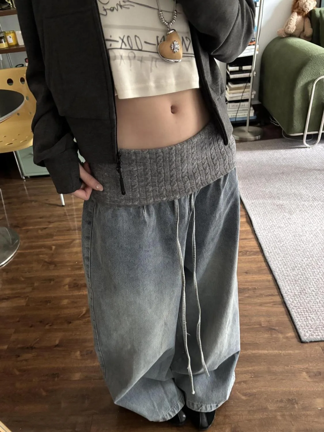 

Y2K American Vibe Plus Size Washed Distressed Plush Patchwork Jeans for Women Patchwork Straight Leg Loose Wide Leg Pants