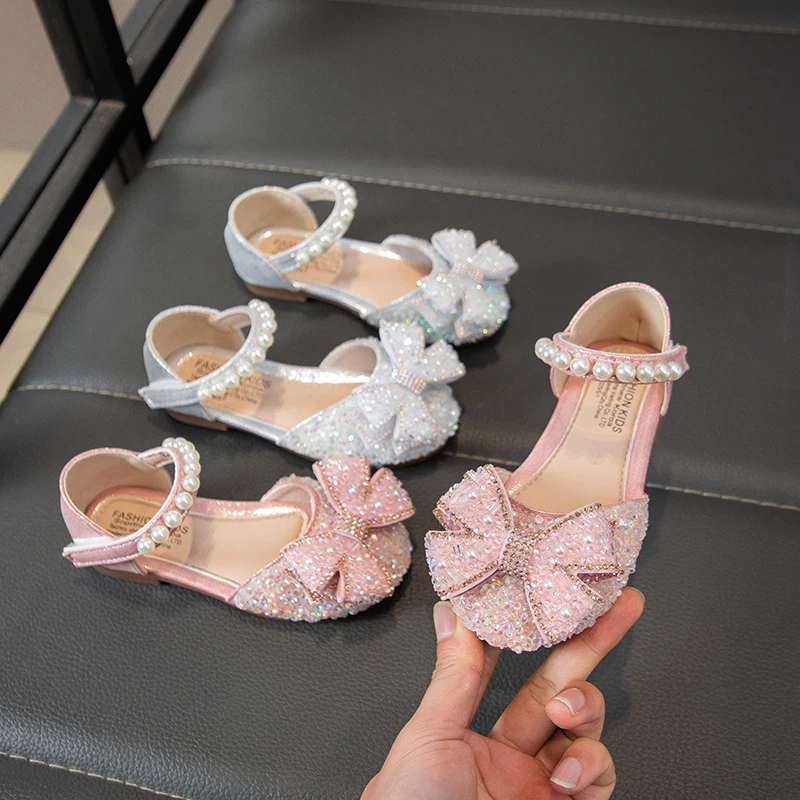 

Luxury New Children Causal Dance Sandals Girls Rhinestone Flat Sandals Non-slip Fashion Kids Sequins Princess Performance Shoes