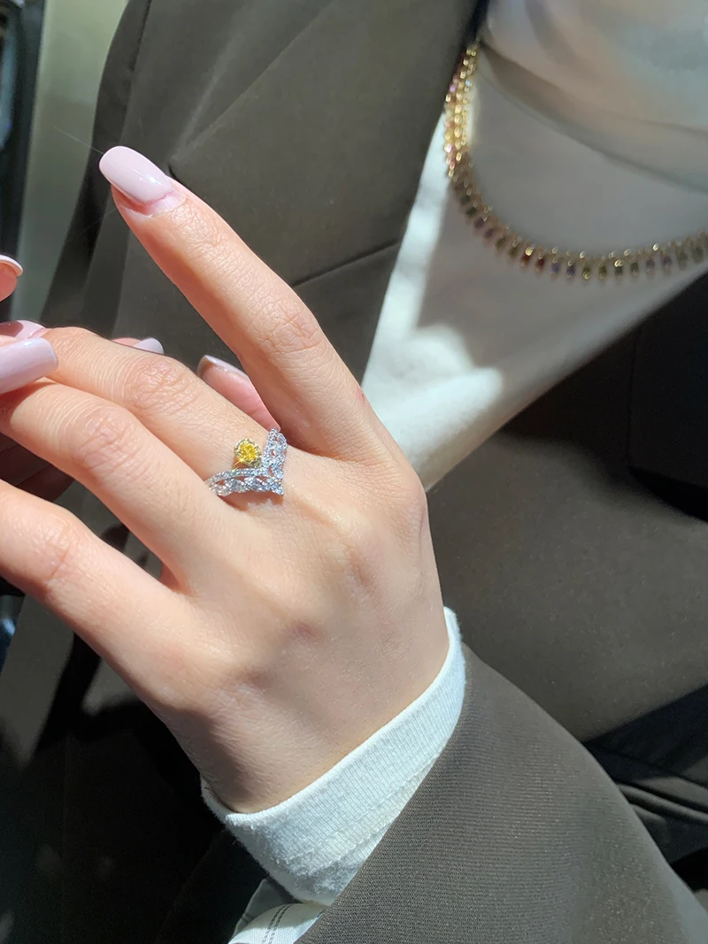 KUGG 100% 18K White Gold Rings Luxury Romantic Style Real Natural Yellow Diamond Engagement Ring for Women High Party Jewelry