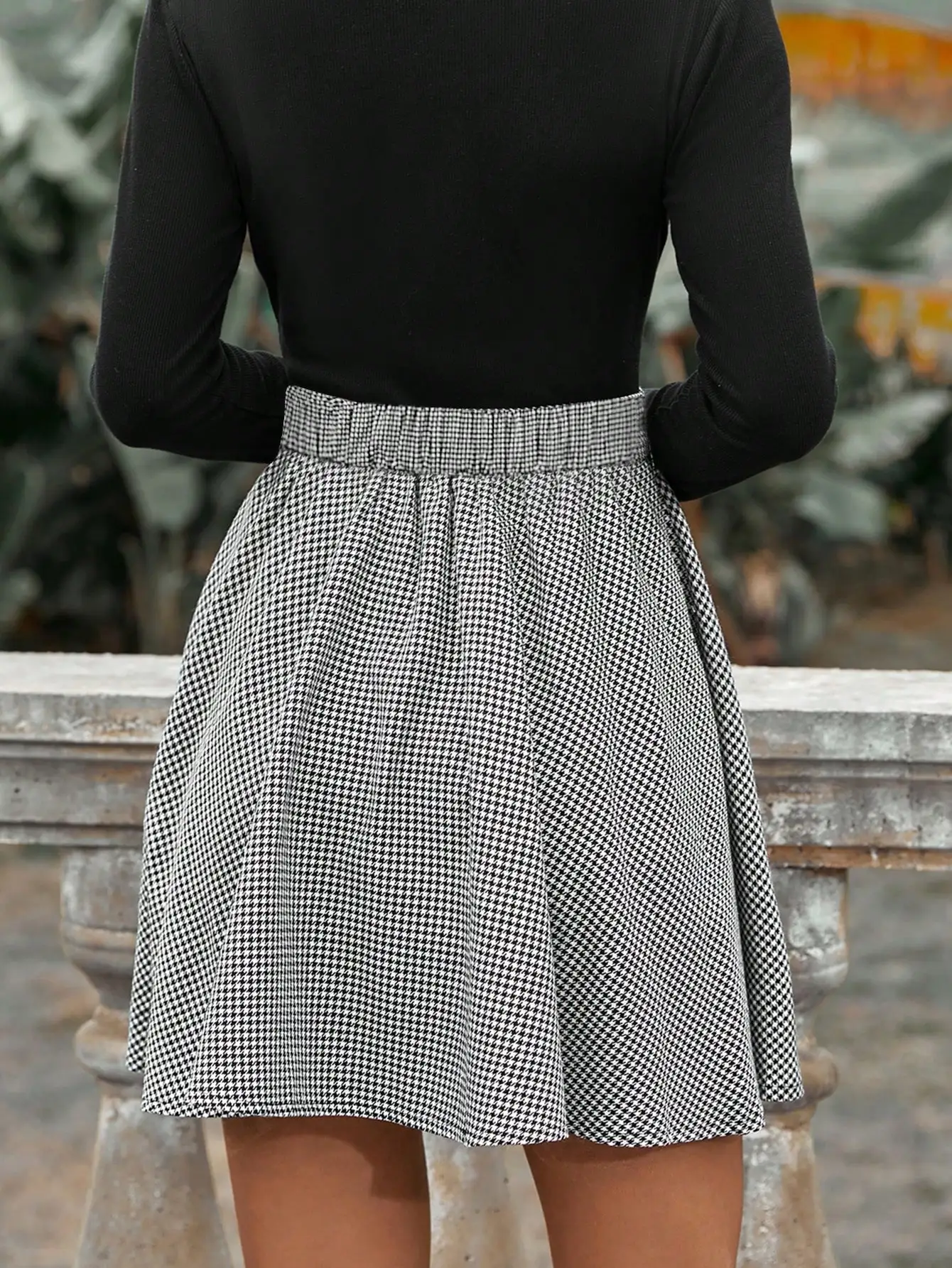 2026 New Fashion Women's Houndstooth High Waist A Line Mini Skirt Pleated Flare Hem Casual Fall Winter Short Skirt