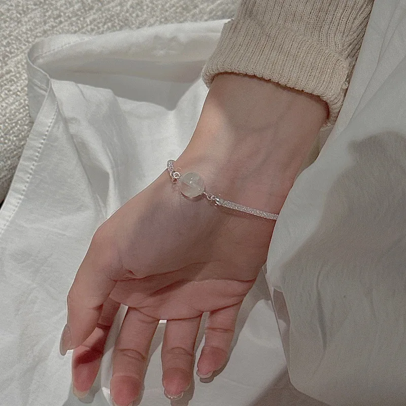 

[Cciris.Com] S925 Silver White Phantom Bead Bracelet Vintage Minimalist Hypoallergenic Wholesale Stacking Jewelry for Women