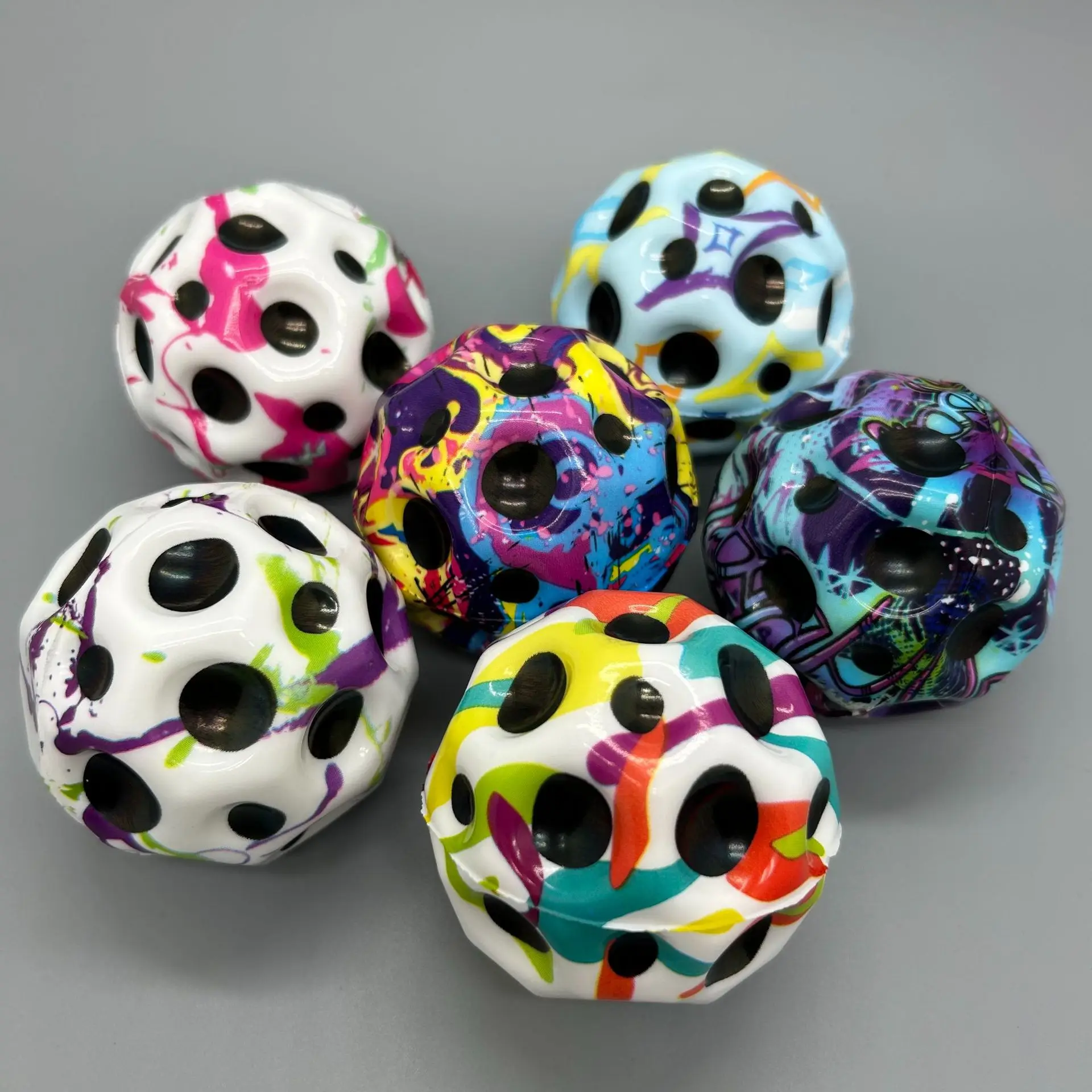 Bola elástica de juguete para niños, Bola de agujero de alto rebote, espuma de PU sólida, piedra lunar, juguete para exteriores
