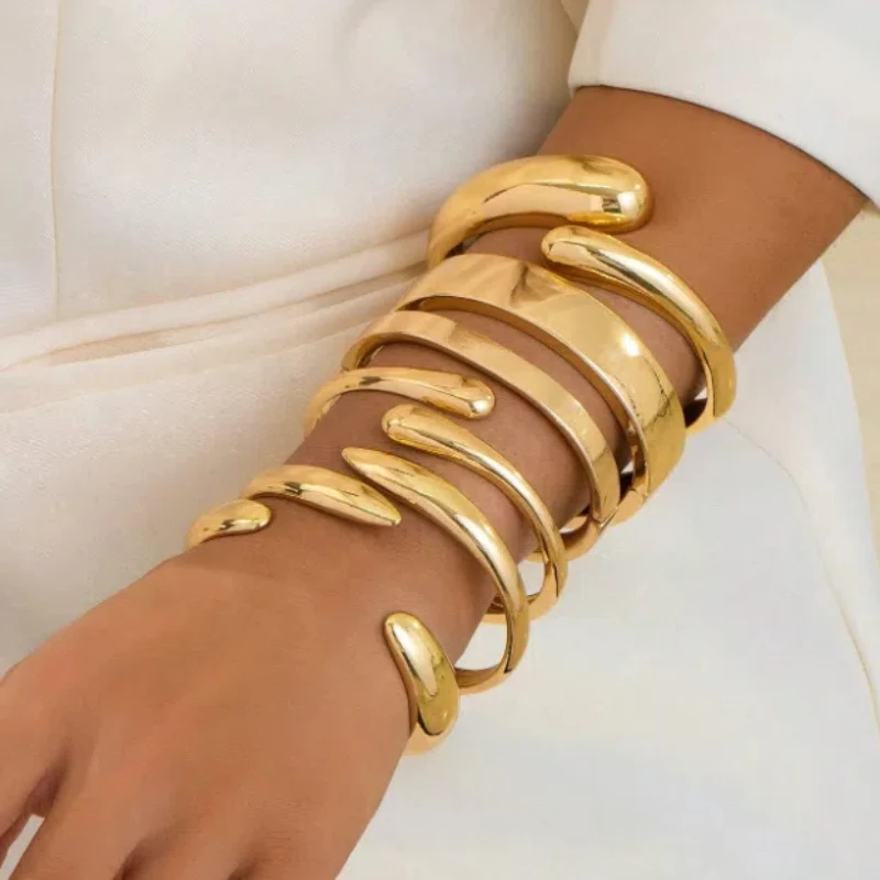 

FEEHOW Luxury Stainless Steel Cuff Bangles for Women Gold Color Bracelet Daily Wear Jewelry