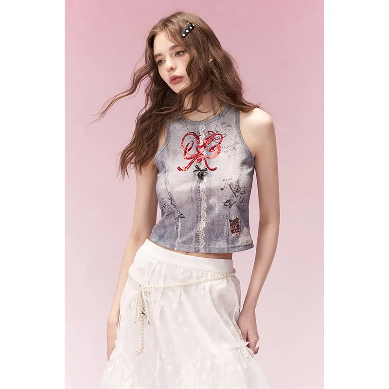 ELFSACK Casual Versatile Cotton Fitting All Over Graphic Bow Bead Embroidery Lace Short Camisole For Women