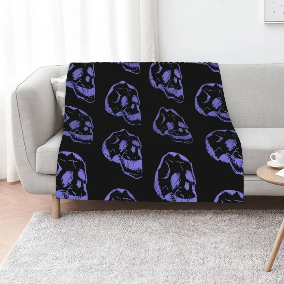 

Monochrome Skull Throw Blanket Hairys wednesday Fashion Sofas manga Blankets