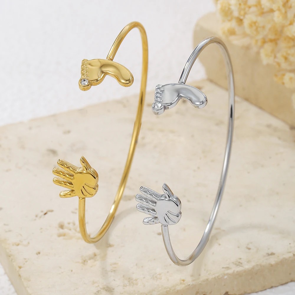 

New In Little Foot Palm Creative Bracelet Inlaid with Zircon Opening Adjustable Non-Fading Stainless Steel Bracelet for Woman