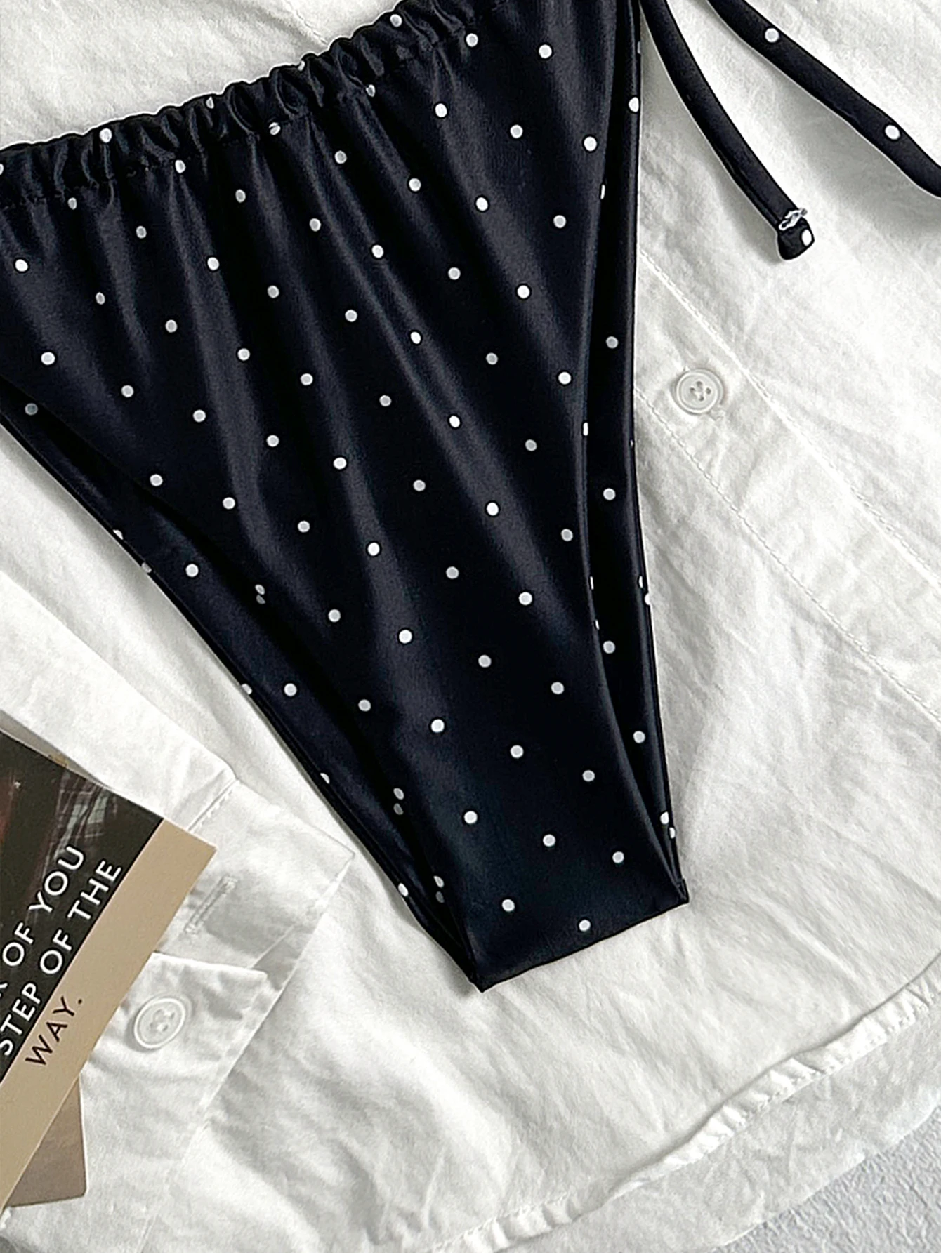 レディースファッションビキニセット、黒の水玉模様プリント、売 - Women Fashion Photoshoot のレビューと価格