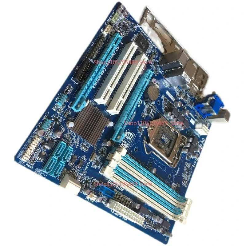 Для Gigabyte GA-B75M-D3H поставляется с (встроенным USB3) USB3 SATA3 DDR3/1155 контактов/основной платой B75