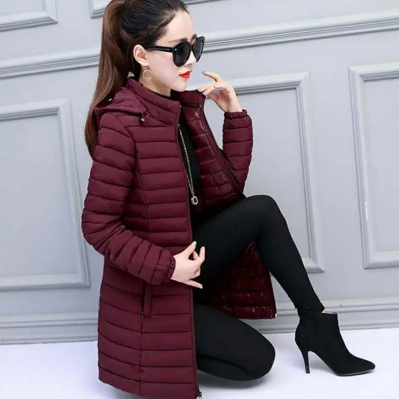 2023 Mom's Winter Coat Women's Thickened Down Cotton Jacket Madam Parka Lightweight Slim Fit Large Size Hooded Warm Outerwear