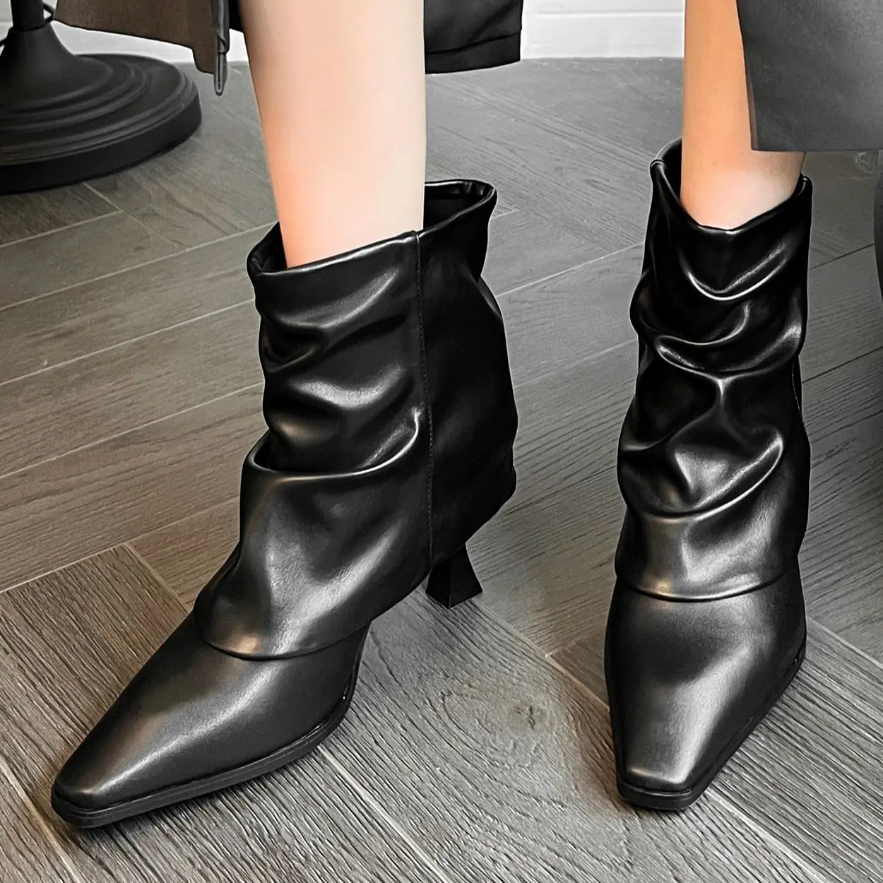 Autumn And Winter Boots, Genuine Leather Cowhide,Calf Height, Fashion Women's Shoes,High Heels,Pointed Toe