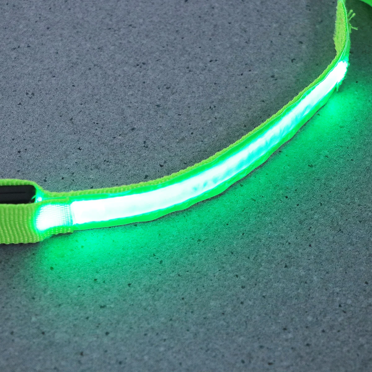 

1Pcs USB Rechargeable LED Armband High Visibility Slap Band for Running Cycling Walking Jogging Outdoor Safety Light Green