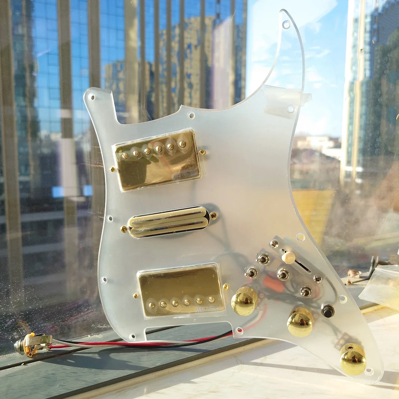 Prewired HSH Loaded Electric Guitar Pickguard Transparent Scratch Plate with Coil Split Alnico 5 Humbucker Pickups for ST view 3