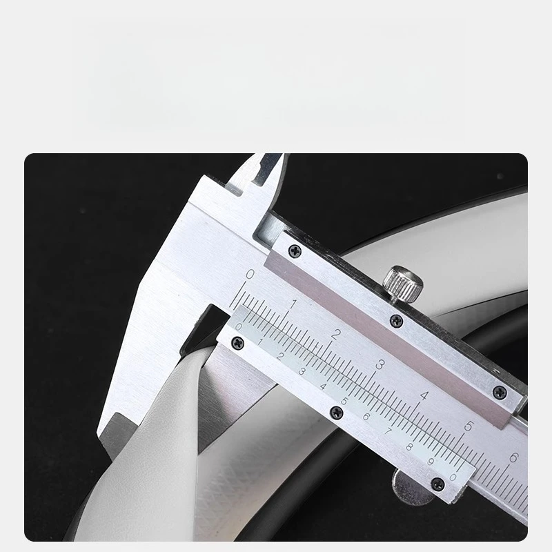 For Xpeng G9 2022-2025 Car Steering Wheel Cover Ultra-thin Handle Cover Universal in All Seasons Car Accessories Tools Car Auto