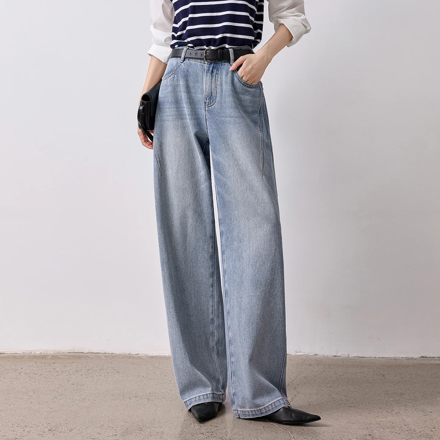 TOYOUTH Women's Medium High Waist Wide Leg Jeans 2026 Autumn New Arrival Water Wash Slimming Leg Shaping Commuter Long Pants