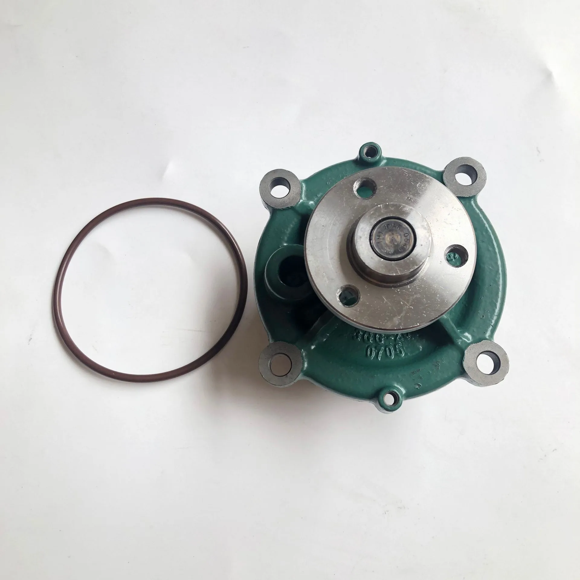 EC210B D6D D6E Water Pump 21404502