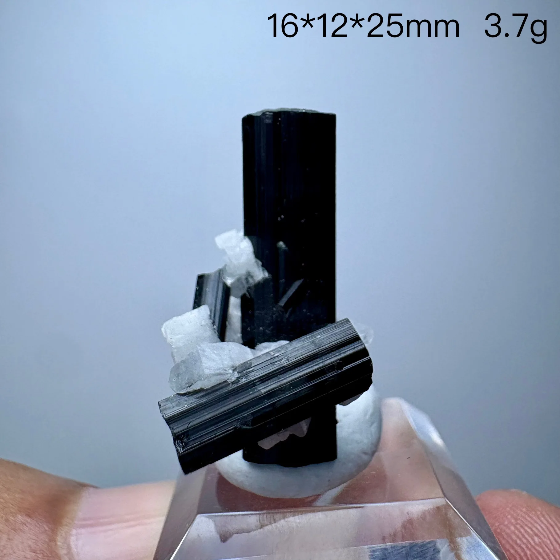 Natural Stone, Black Tourmaline Mica, Crystal Cluster Mineral Specimen, Quartz Cluster, Raw Stone Decoration, Unpolished Healing